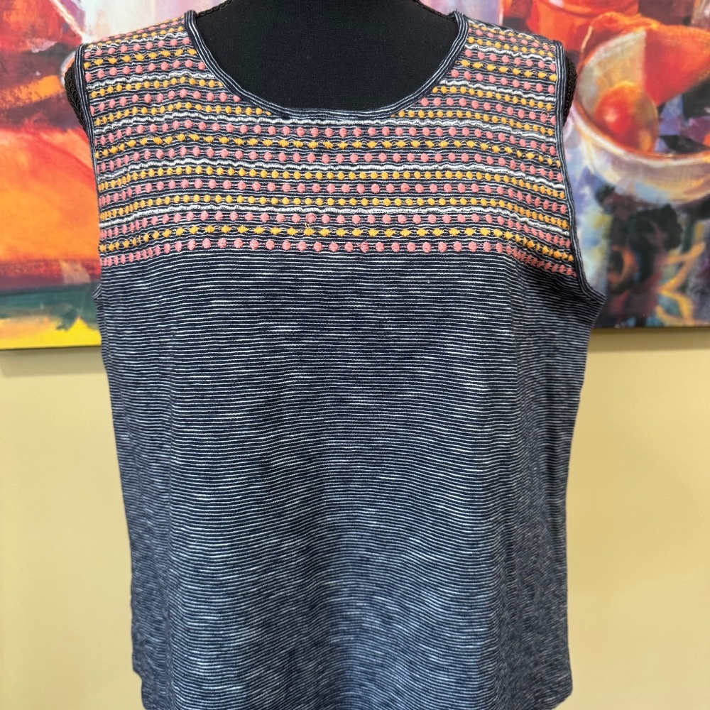 Talbots Sleeveless embroidered top - Size Petite Large